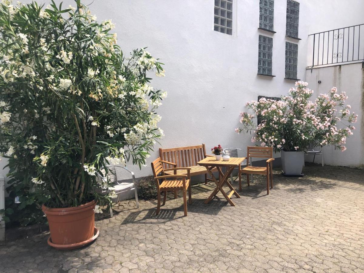 Schoene Ferienwohnung Burgruine Fachwerkhaus 바하라흐 외부 사진